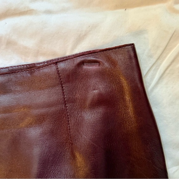 Carolina Herrera Vintage Italian Leather Skirt Dark Red Burgundy Size 10 - Picture 8 of 9